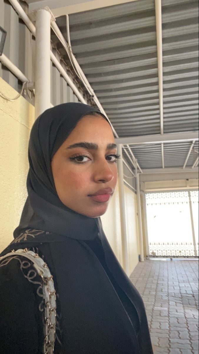 <em><strong>Sarah Ali</strong></em>